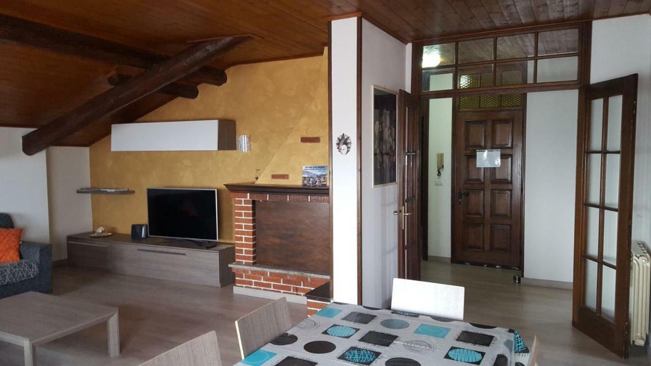 Casa Sergio Apartment Gravedona Luaran gambar